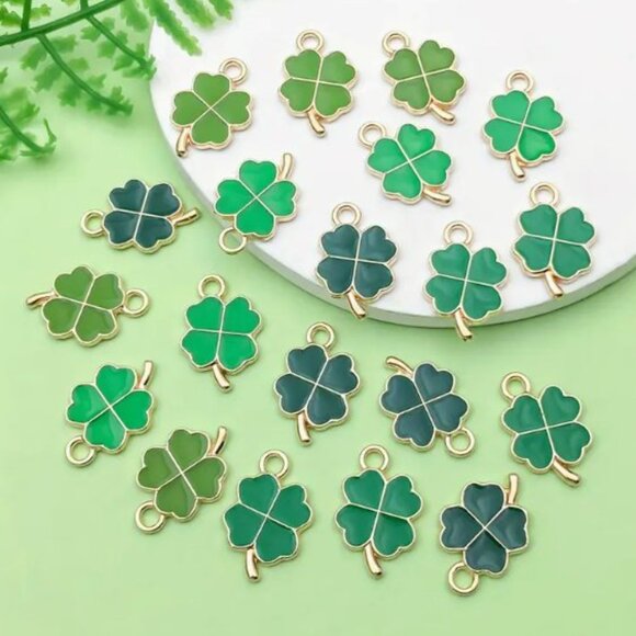 42 Clover Charms Set - Antique Silvery & Enamel Green, Zinc Alloy Charms. - Picture 3 of 4